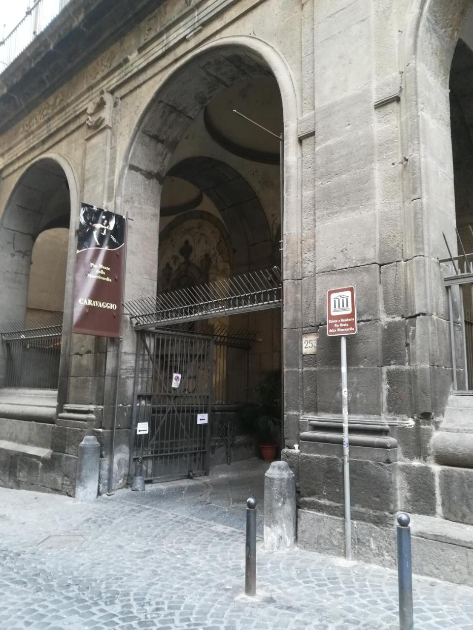 Apartamento Napoesia Duomo House Nápoles Exterior foto